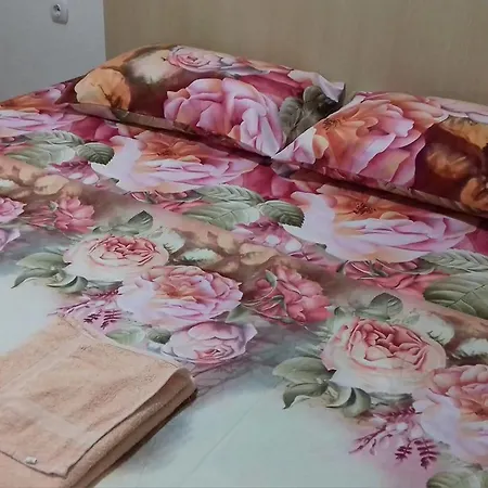 Antigona Apartment *